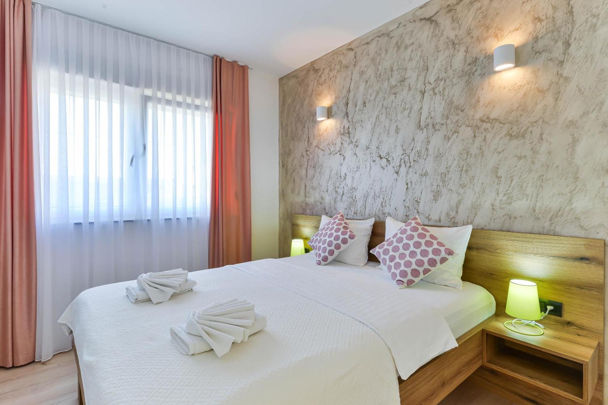 Apartments Laura 1 بريفلاكا المظهر الخارجي الصورة
