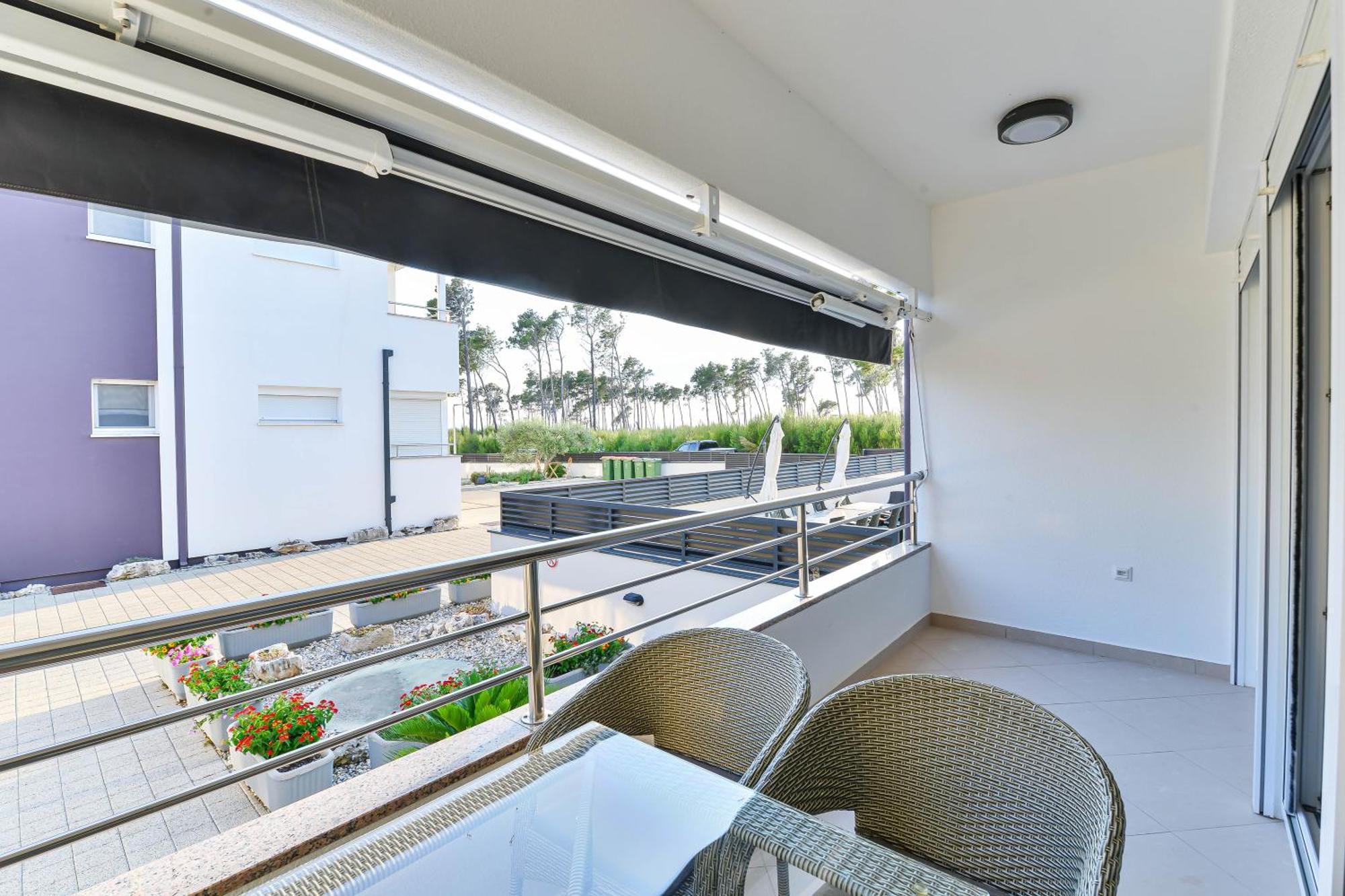 Apartments Laura 1 بريفلاكا المظهر الخارجي الصورة