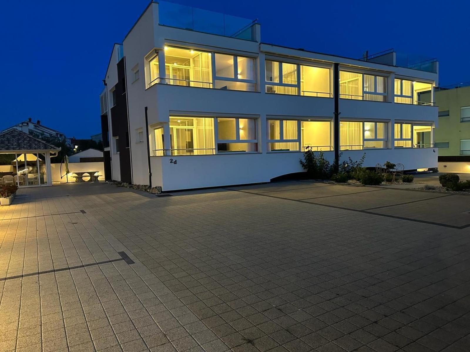Apartments Laura 1 بريفلاكا المظهر الخارجي الصورة