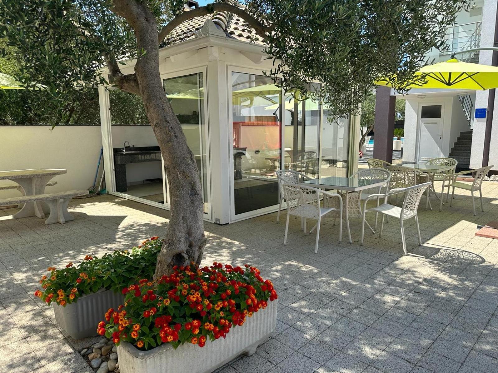 Apartments Laura 1 بريفلاكا المظهر الخارجي الصورة
