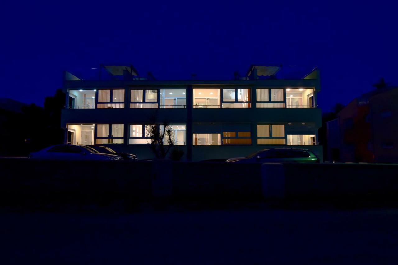 Apartments Laura 1 بريفلاكا المظهر الخارجي الصورة